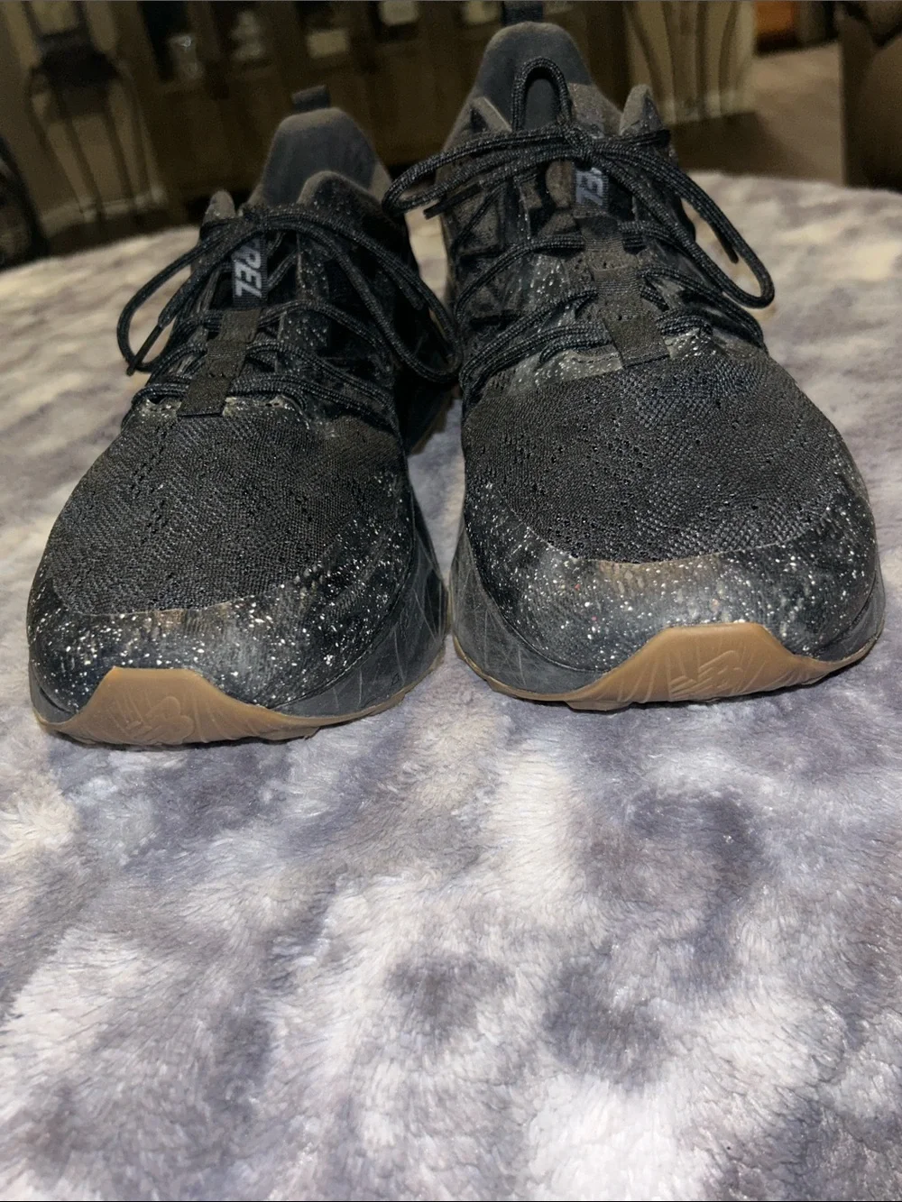 New Balance Men's Black and Brown Trail Sneakers